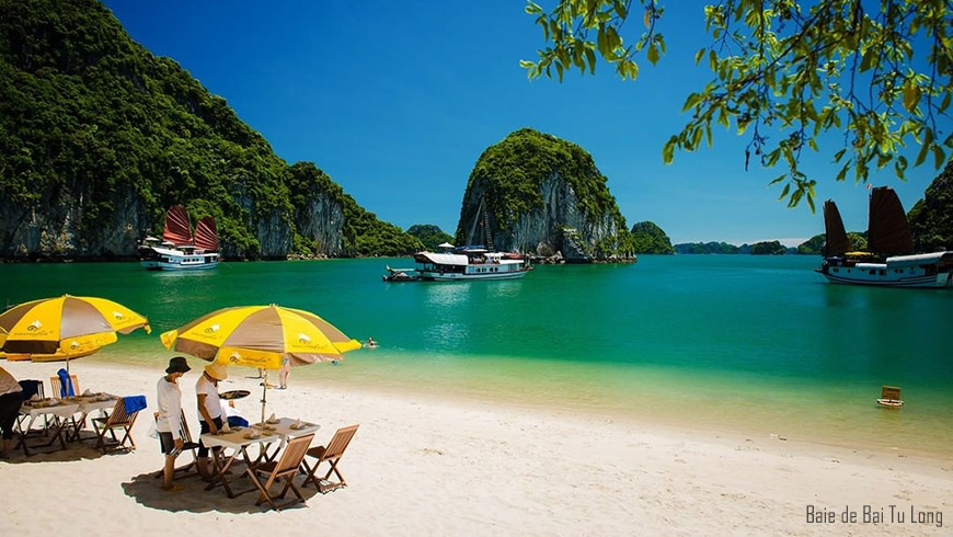 Déjeuner à la plage – Baie d’Halong;