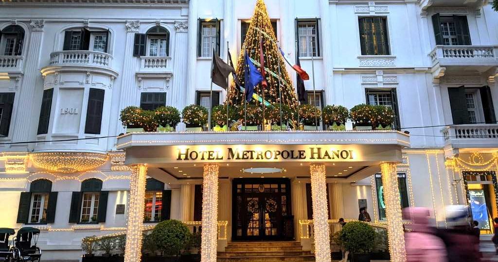 sorties noel Hanoi sofitel Legend